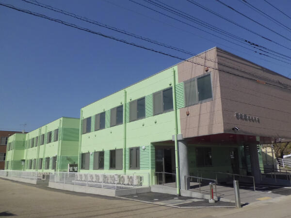 介護付有料老人ホーム にらやま（常勤）の准看護師求人の写真