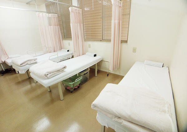 間中胃腸内科外科（常勤）の看護師求人メイン写真3