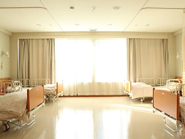 介護老人保健施設　多摩すずらん（常勤）の介護福祉士求人メイン写真3