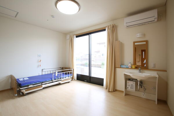 地域密着型特別養護老人ホーム 蔵の街ひまわり（常勤）の介護職求人メイン写真4