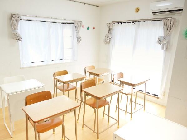 放課後等デイサービス まなびクラブ武蔵中原教室（児童指導員/パート）の精神保健福祉士求人メイン写真3