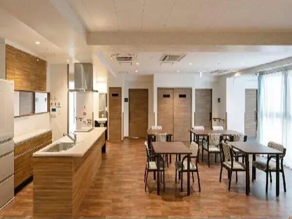 特別養護老人ホーム クローバー（生活相談員/常勤）の介護福祉士求人メイン写真2