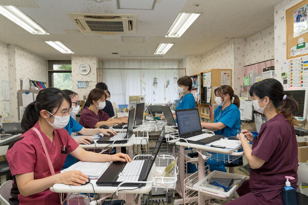 たま日吉台病院(病棟/常勤)の看護師求人サブ写真2