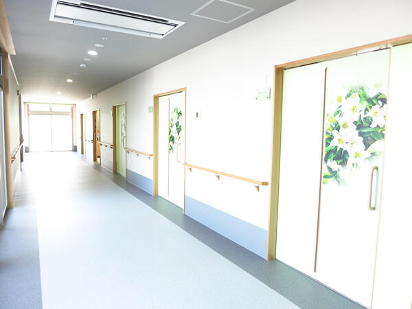 特別養護老人ホーム サン・スマイル（常勤）の准看護師求人メイン写真2