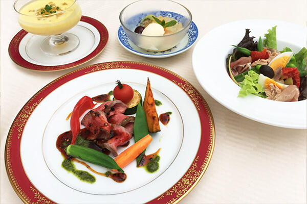 パークウェルステイト幕張ベイパーク（厨房/正社員）の調理師/調理員求人メイン写真2