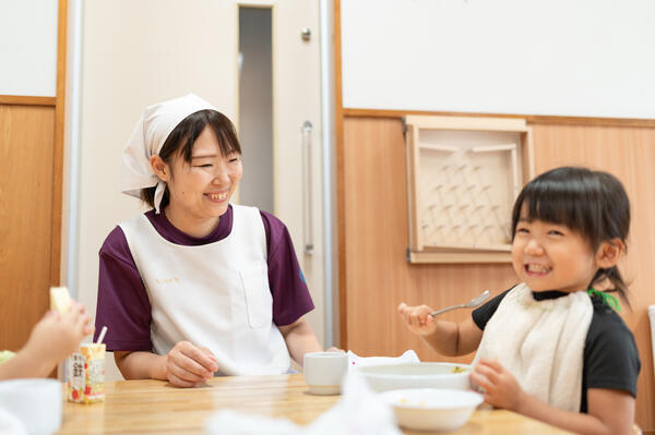 社会福祉法人　和孝福祉会　愛泉保育園の保育士求人メイン写真2