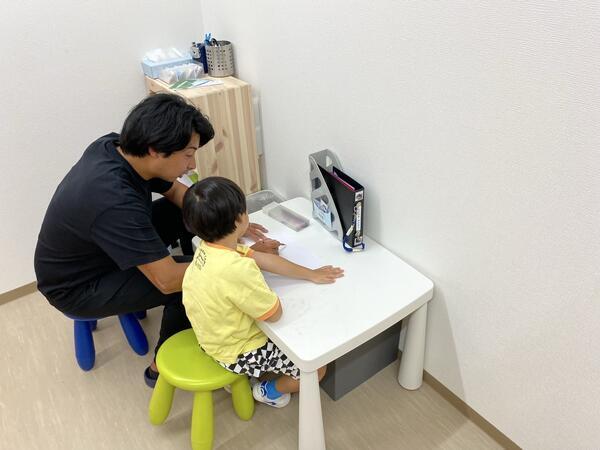 ぴーち　児童発達支援事業所（パート）の保育士求人メイン写真3