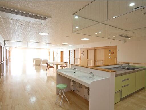 地域密着型特別養護老人ホーム パル陽だまり苑（常勤）の介護職求人メイン写真2