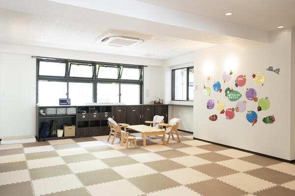 こもれび保育園 西葛西園（正職員）の保育士求人メイン写真4