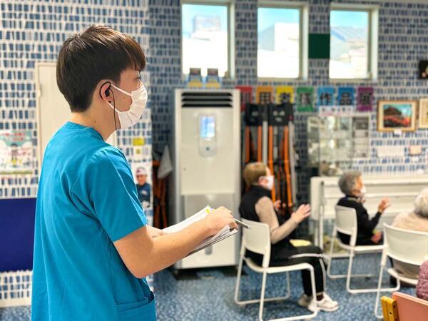 リハビリデイサロン 「海」FIRSTの作業療法士求人メイン写真2