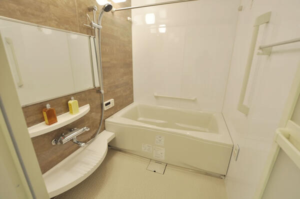 コンフォートヒルズ六甲（パート） の介護福祉士求人メイン写真4