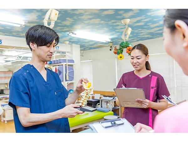 うなやま整形外科（常勤）の医療事務求人の写真