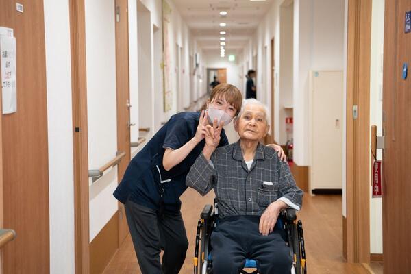 住宅型有料老人ホーム フォンテーヌ横浜町田弐番館（日勤/パート）の介護福祉士求人の写真