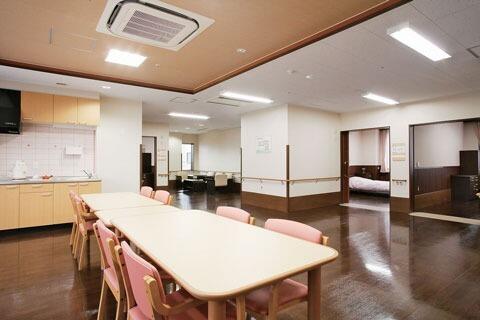 介護老人保健施設 いるまの里（パート）の送迎ドライバー求人メイン写真3