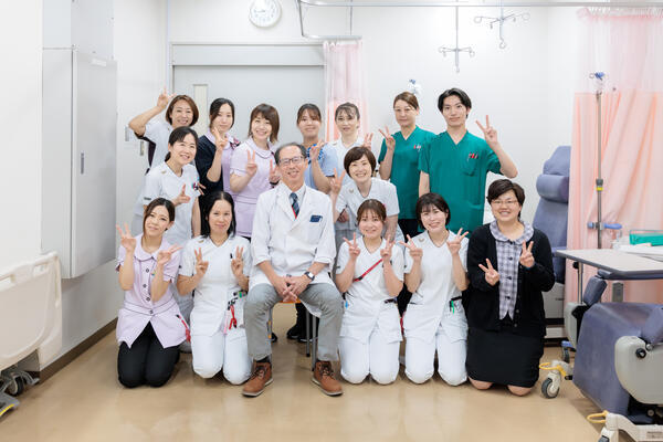 東京西徳洲会病院（常勤）の看護助手求人メイン写真3