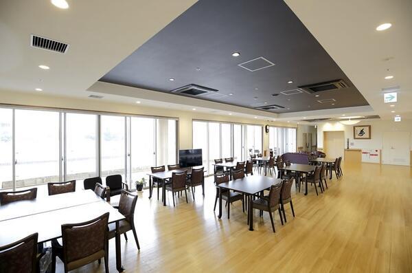 介護付有料老人ホーム 青藍の郷（常勤）の介護職求人メイン写真2