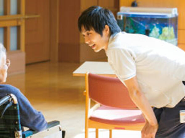 介護付き有料老人ホーム ヒルデモアたまプラーザビレッジ（施設兼務/正社員）の理学療法士求人サブ写真1