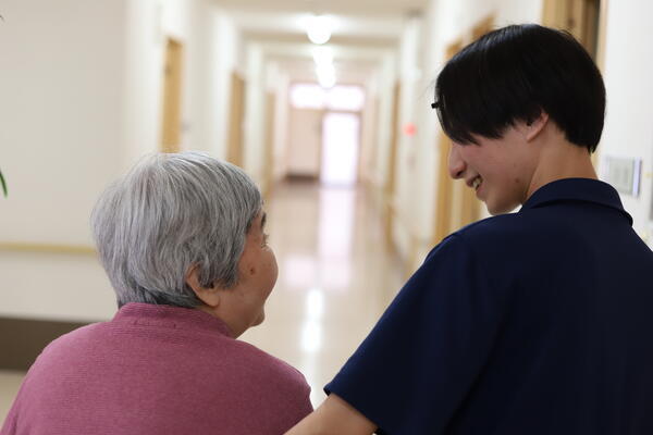 住宅型有料老人ホーム シャンテ豊中 （常勤） の介護福祉士求人の写真