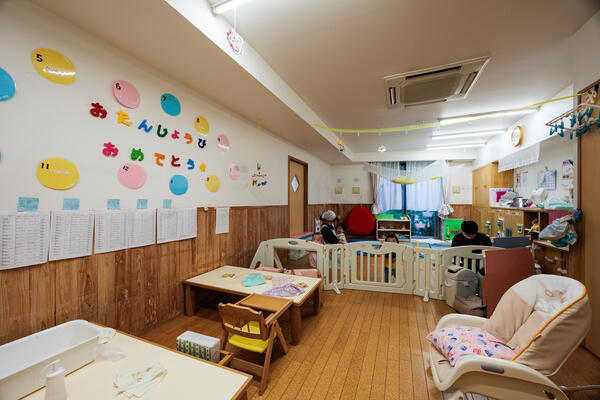 こもれび保育園 府中本町園（パート）の保育士求人メイン写真4