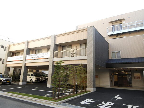 ヒューマンライフケア千葉院内の郷（日勤正社員）の介護職求人メイン写真2