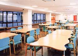 介護老人保健施設ウイング（常勤）の介護福祉士求人メイン写真2