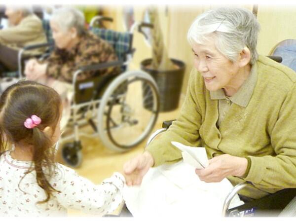 特別養護老人ホームなごみの里（臨時職員）の介護福祉士求人メイン写真2