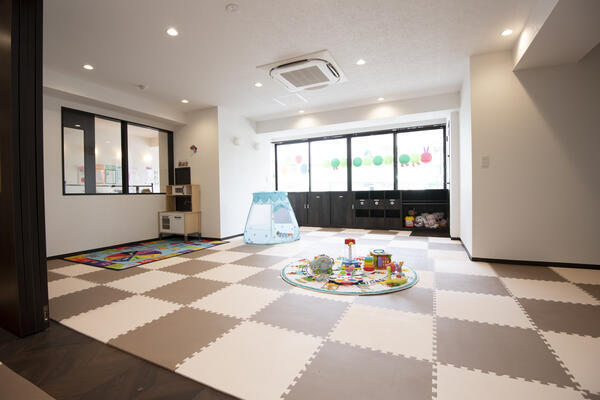 こもれび保育園 西葛西園（パート）の保育士求人メイン写真3