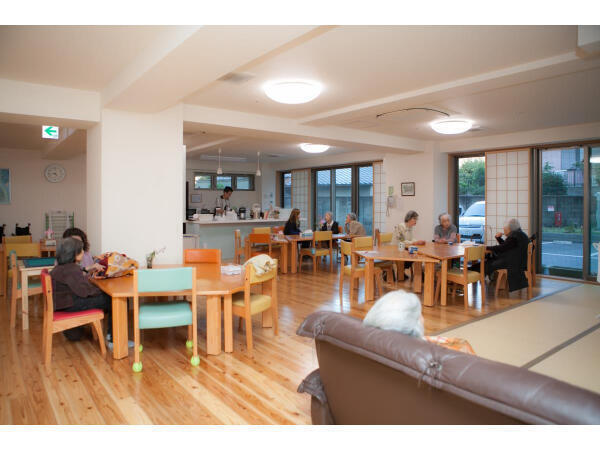 福祉複合施設 あすならハイツあやめ池（常勤）の介護職求人の写真