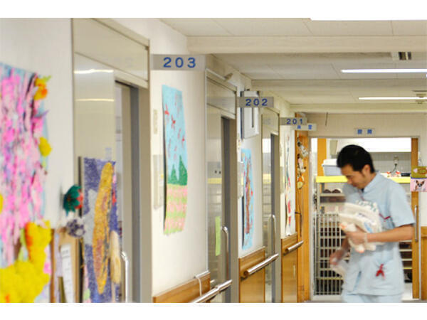 介護老人保健施設 秀眉園（パート）の准看護師求人メイン写真2