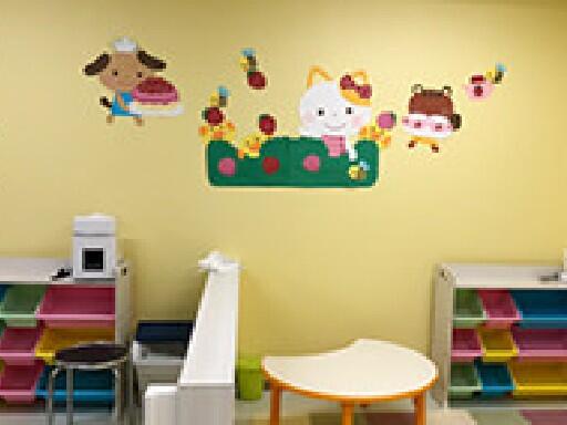 りとるKidsクラブ自衛隊前ルーム（常勤）の保育士求人メイン写真3