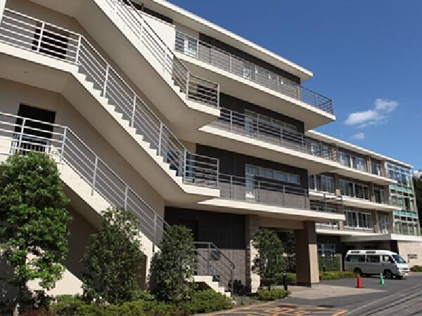 介護老人保健施設　多摩すずらん（常勤）の介護福祉士求人メイン写真2