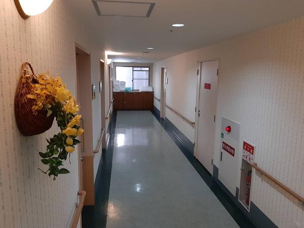 介護付有料老人ホーム クルーヴなみはや（パート）の調理補助求人メイン写真2