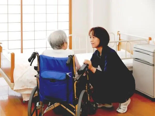 特別養護老人ホーム四季の郷（フルタイムパート）の介護福祉士求人メイン写真2