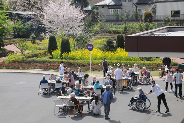 特別養護老人ホーム第二川口シニアセンター（常勤） の調理師/調理員求人メイン写真2