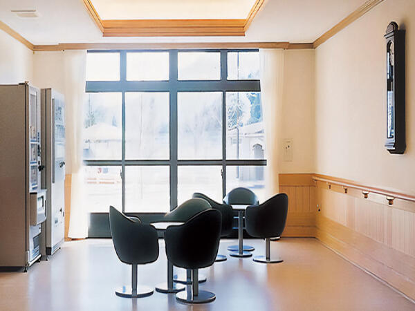 介護老人保健施設 アンビションうちこ園 通所リハビリテーション（パート）の介護福祉士求人メイン写真2