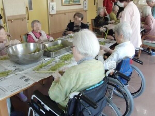 有料老人ホームばらの庄（パート）の看護師求人メイン写真3