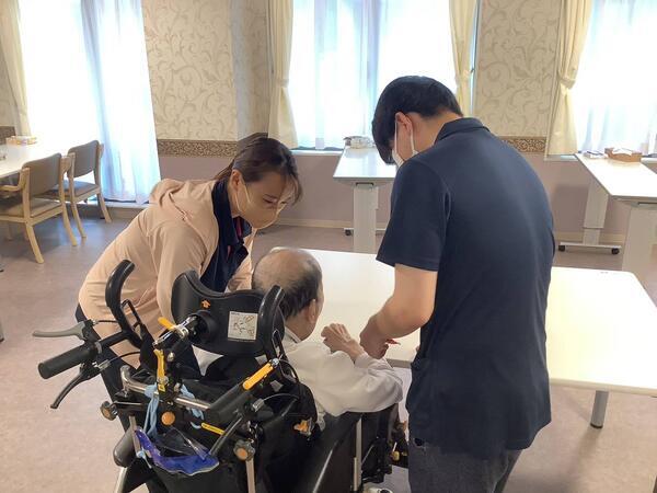 住宅型有料老人ホーム　和幸PREMIUM東大阪（常勤）の介護福祉士求人の写真