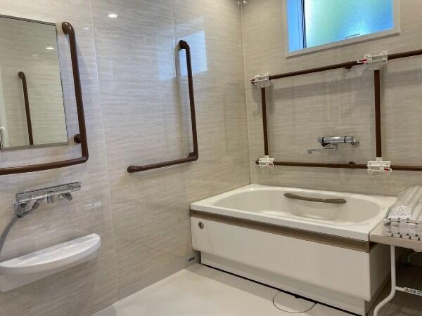 ケアセンターとこしえ高畠（常勤）の准看護師求人メイン写真3