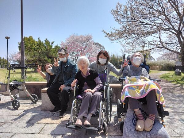 グループホーム レイクヒル琴（常勤）の介護職求人メイン写真2