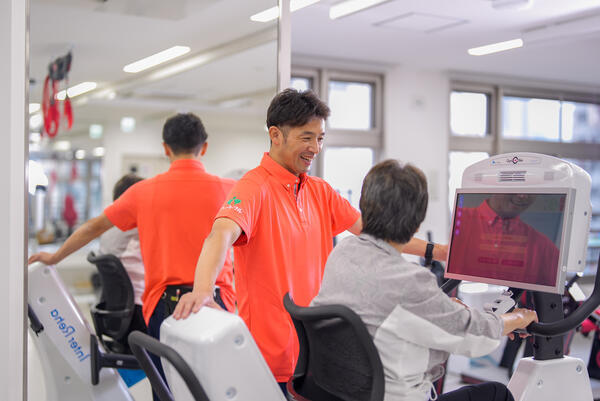 ハートフルリハビリセンター（常勤）の介護福祉士求人メイン写真3