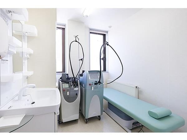 平岡皮膚科スキンケアクリニック（常勤）の看護師求人メイン写真3