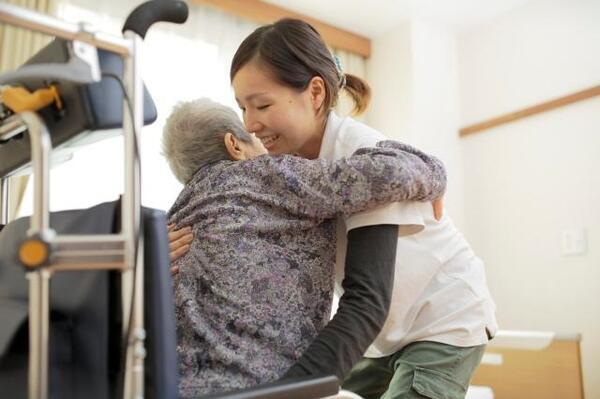 浦安市特別養護老人ホーム（常勤）の介護職求人メイン写真2