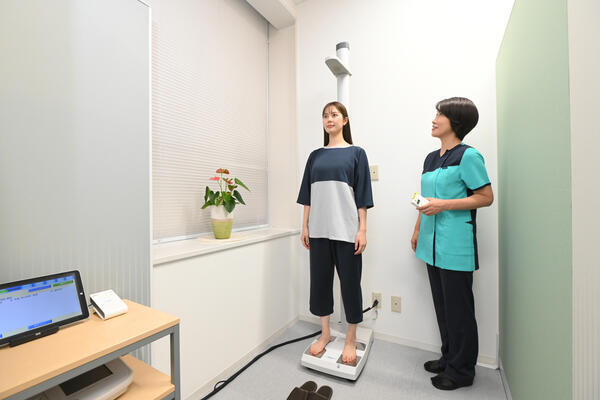 横浜リーフみなとみらい健診クリニック〈巡回健診補助業務 / パート〉 の一般事務求人メイン写真4