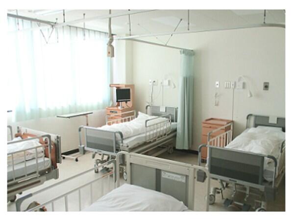 新世病院（常勤）の保育士求人メイン写真2