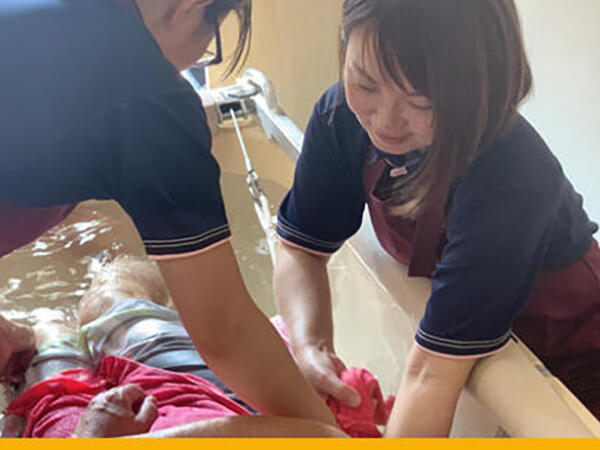 セントケア北九州 訪問入浴（パート）の看護師求人メイン写真2