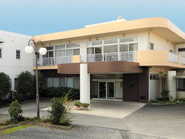 特別養護老人ホーム プレーゲ本埜(常勤)の看護師求人の写真