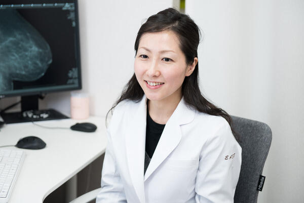 EASE女性のクリニック(パート)の助産師求人サブ写真1