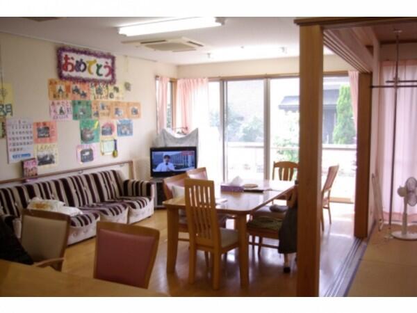 グループホームふぁみりぃ（夜勤専従パート）の介護福祉士求人メイン写真4