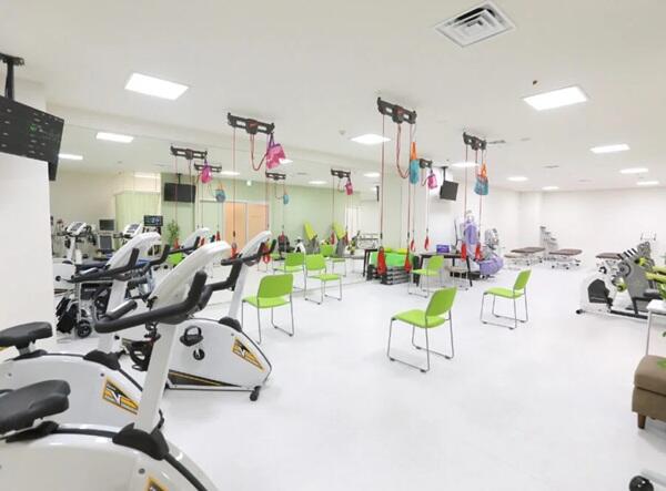 吹田駅前つわぶき内科整形外科（事務兼クラーク / パート）の医療事務求人メイン写真4