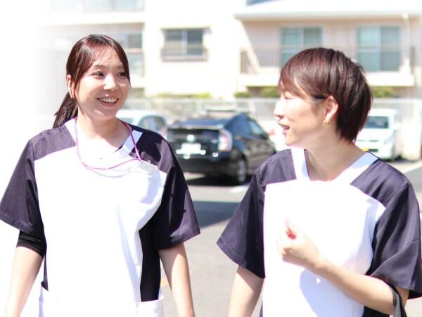 住宅型有料老人ホーム リハホームMOVE（常勤）の介護職求人の写真